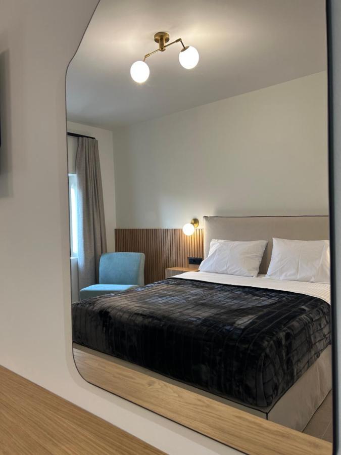 Piedra Luxury Apartments Nafplio Exterior photo