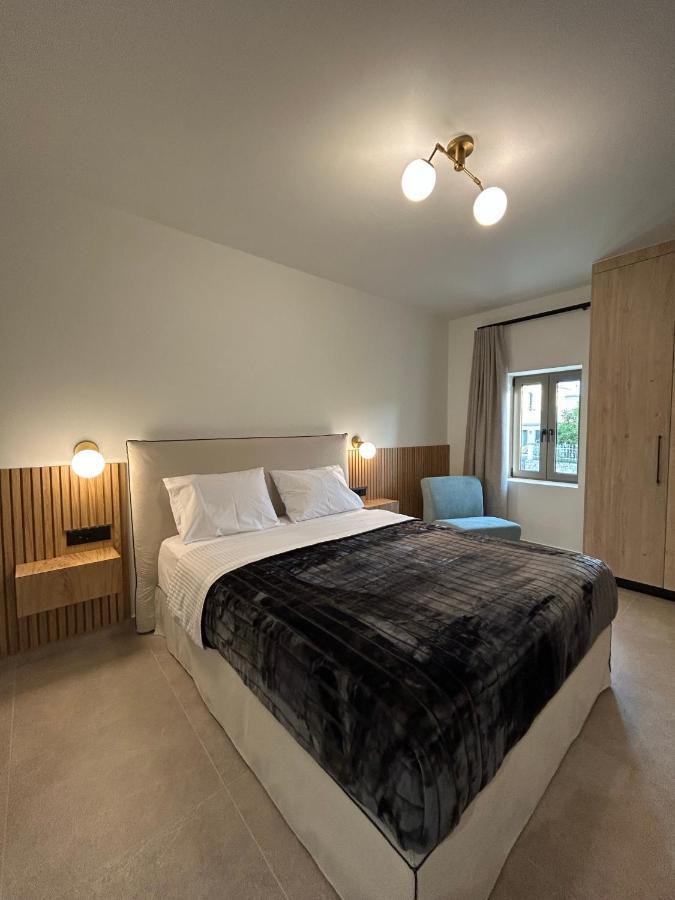 Piedra Luxury Apartments Nafplio Exterior photo